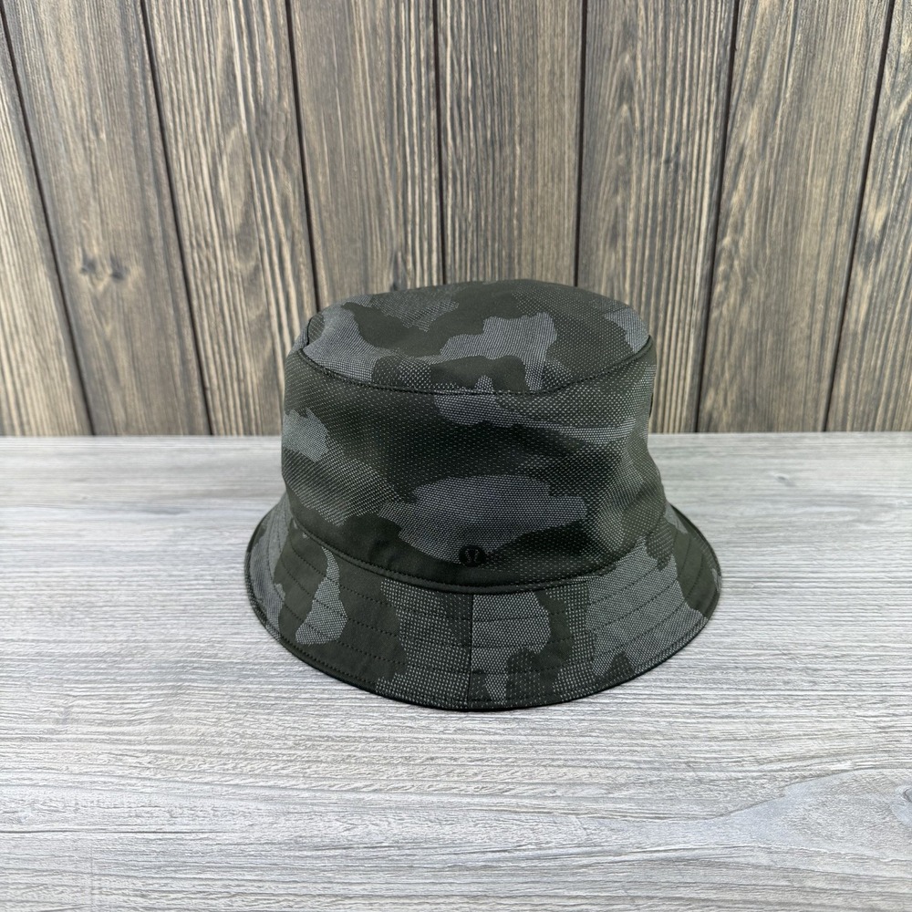 Lululemon Both Ways Bucket Hat Cap S/M Reversible Black Camouflage